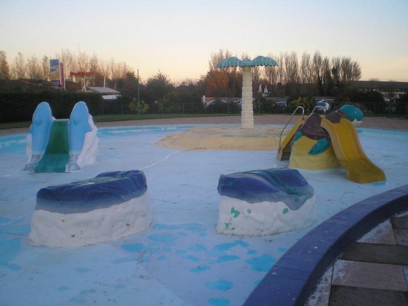 The old funpool with the camp entrance in the background