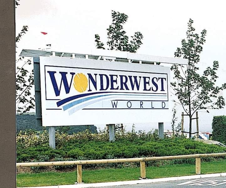 Wonderwest World