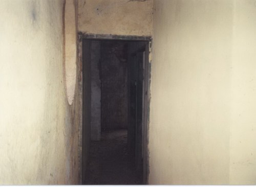 Corridor leading to rooms 3 and 4