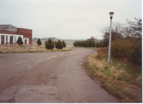 The road in front of the Kent Dining Hall leading to the main car park