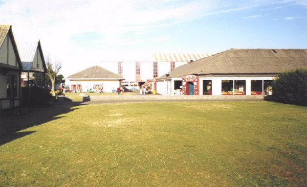 General View August 2000