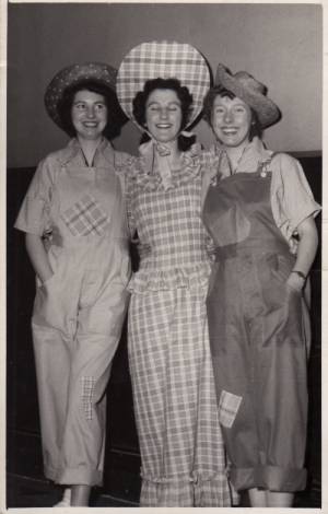 Pamela, Jean & Doreen at the Albert Hall in 1952